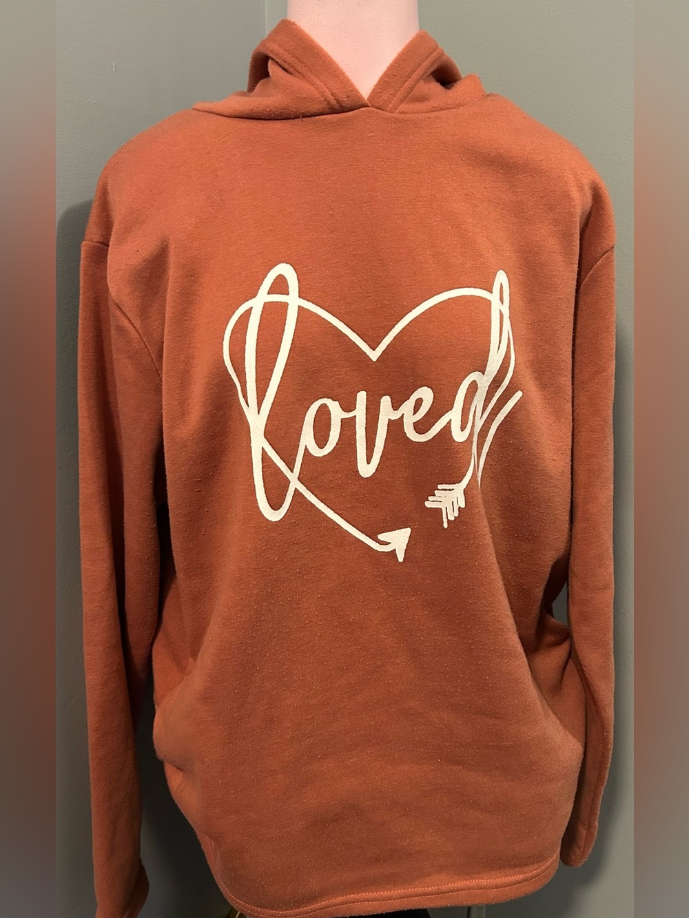 Terracotta Rust "Loved" Graphic Cursive Heart Arrow Pullover Maternity Hoodie-L